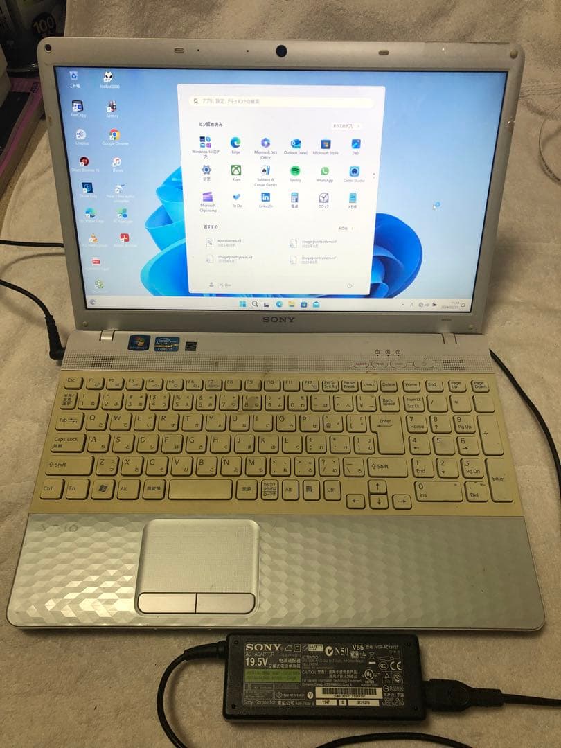 SONY VAIO VPCEH38FJ/W Corei5-2450M ソニー
