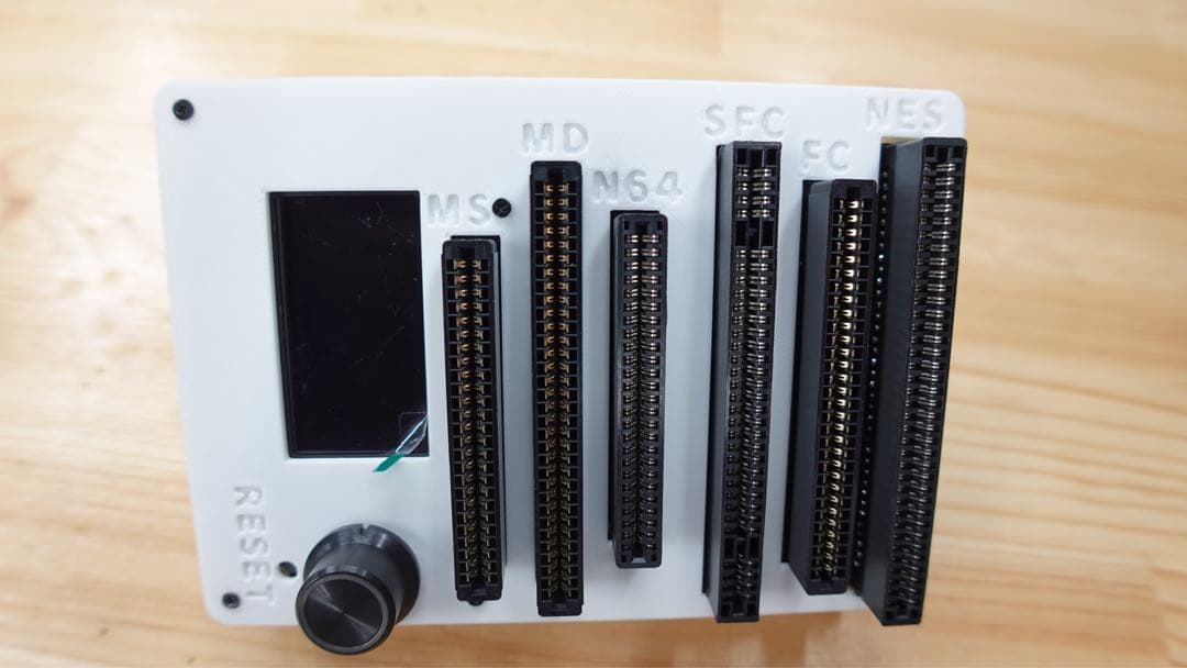 CartridgeReader V5 SA1対応 自動電圧選択機能付き WH - メルカリ