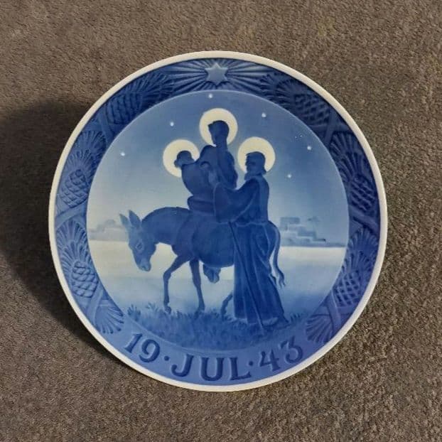 ブ*チ様 【年末最終価格】希少 1943年 ロイヤルコペンハーゲン イヤープレー ブ*チ様 【年末最終価格】希少 1943年 ロイヤルコペンハーゲン イヤー