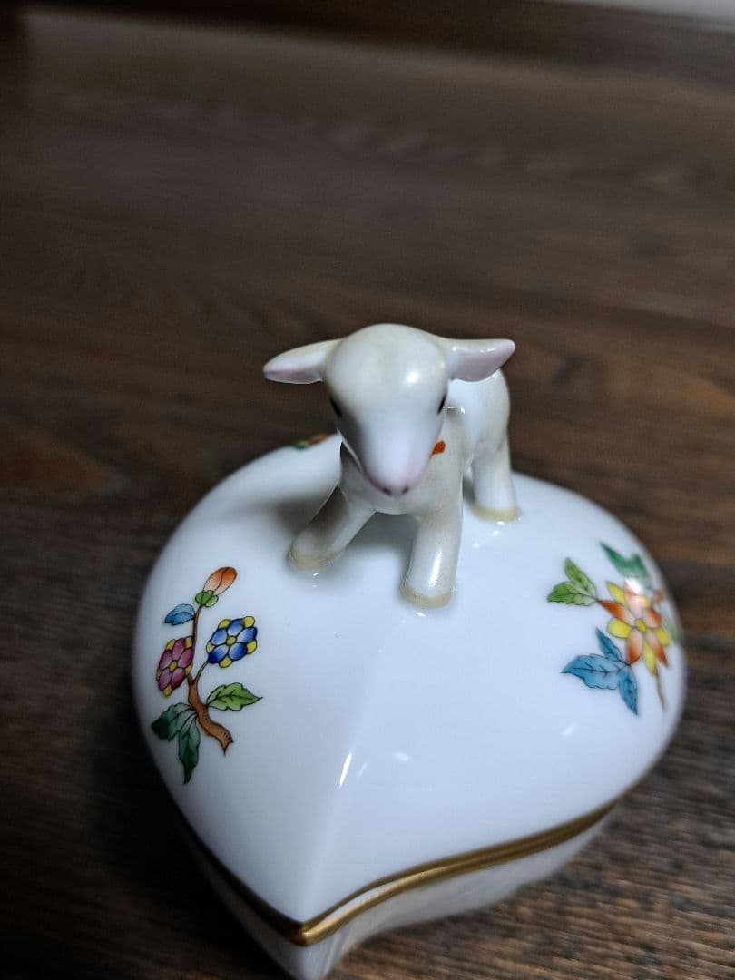 お値下) 新品 Herend 陶磁器 ひつじ ヴィクトリア ボンボニエール