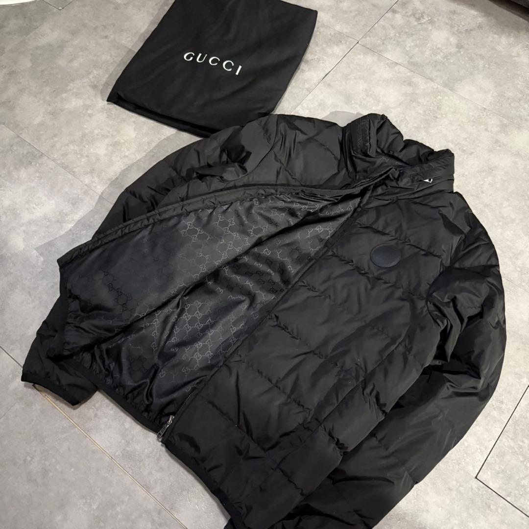 裏地総柄❗️】GUCCI ダウンジャケット ワッペンロゴ ブラック 46 M