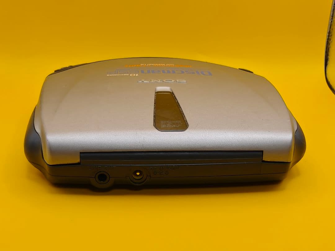 Sony Discman D-E305 ポータブルCDプレーヤー - メルカリ