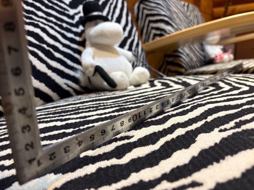 北欧家具Artek / アルテックタンクソファ400ゼブラ一脚 - メルカリ