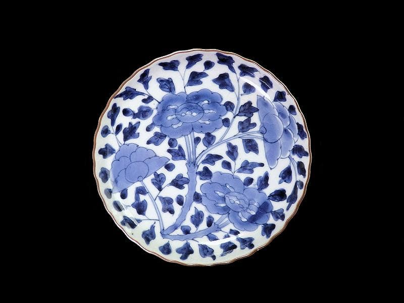 古伊万里 染付 牡丹に牡丹唐草の図 6寸皿 江戸期 F173AS-fbqu - メルカリ