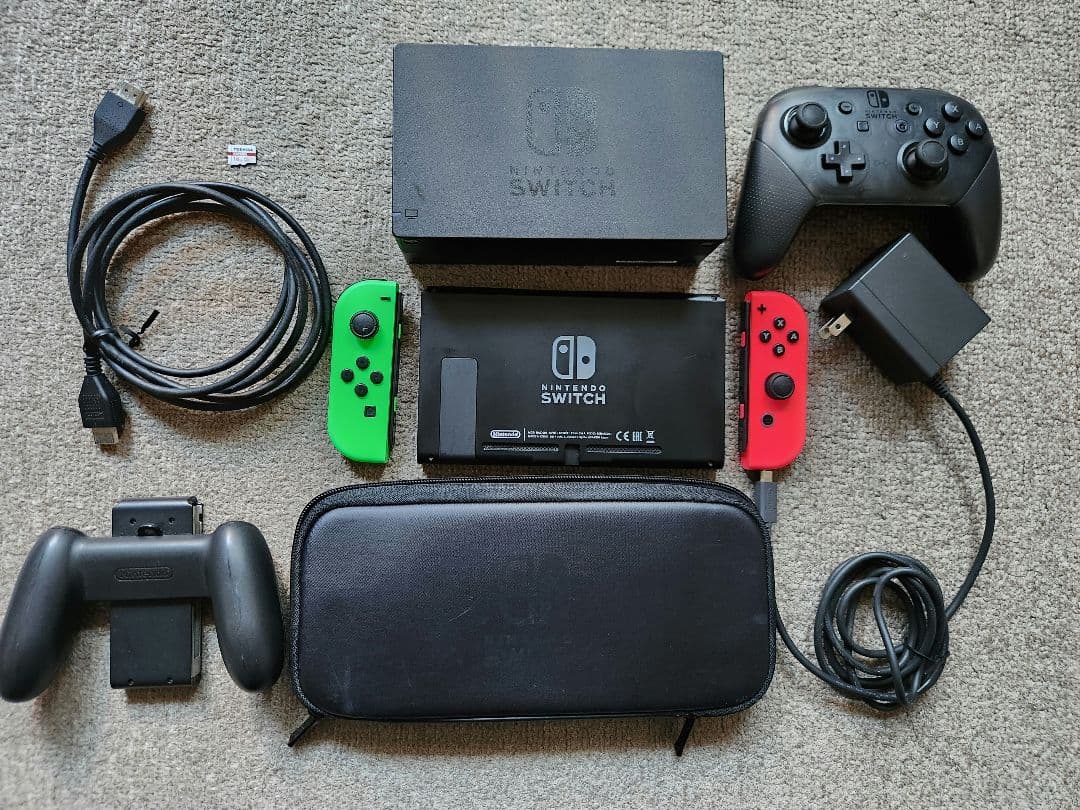 Nintendo Switch 本体＋Joy-Con＋プロコン おまけ付き Amazon.co.jp: Nintendo Switch 本体 (ニンテンドースイッチ) Joy-Con