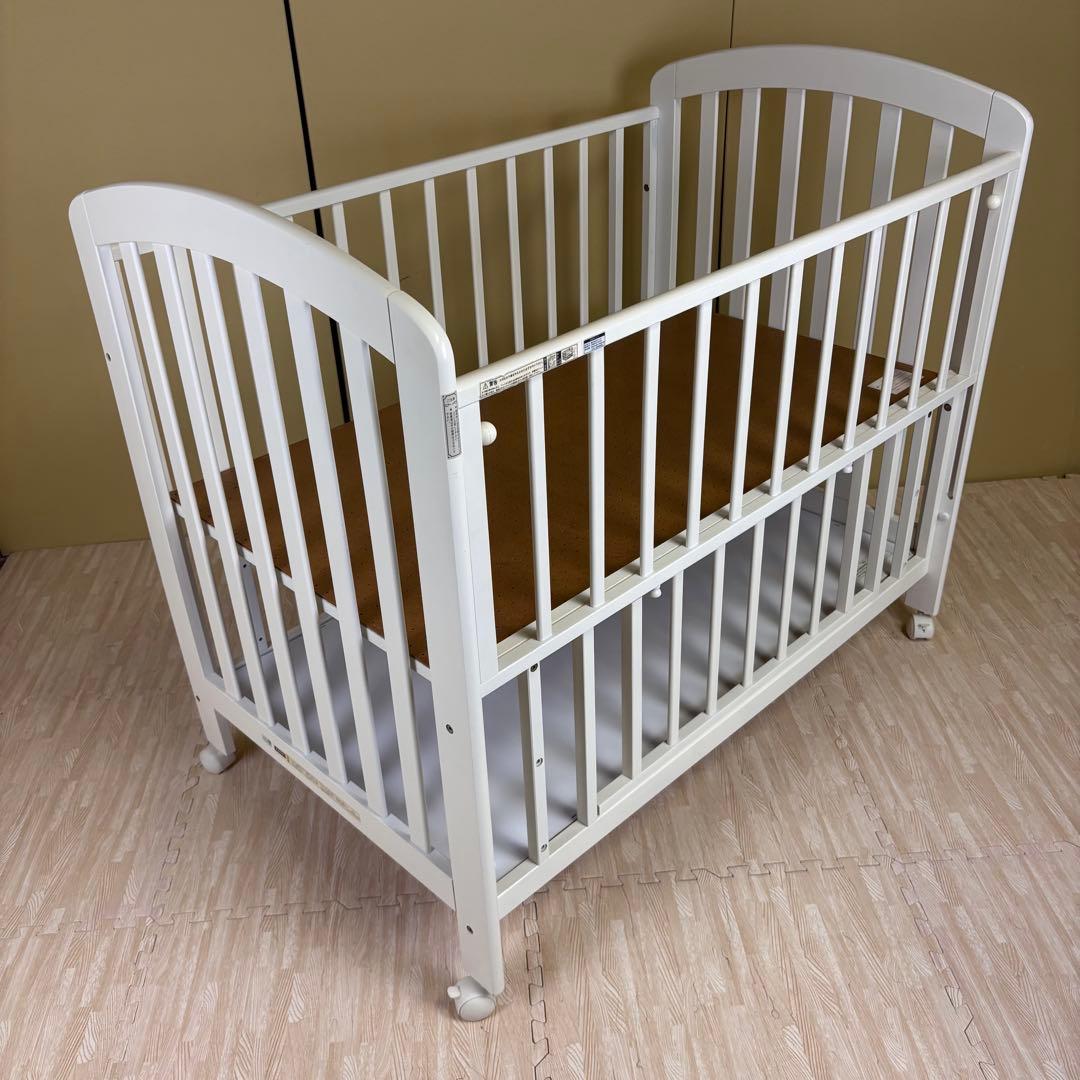 ☆除菌清掃済☆　☆美品☆　カトージ　タチベットロイヤルホワイト　ハイタイプ 立ちベッド（ロイヤルホワイト）」について｜カトージの商品