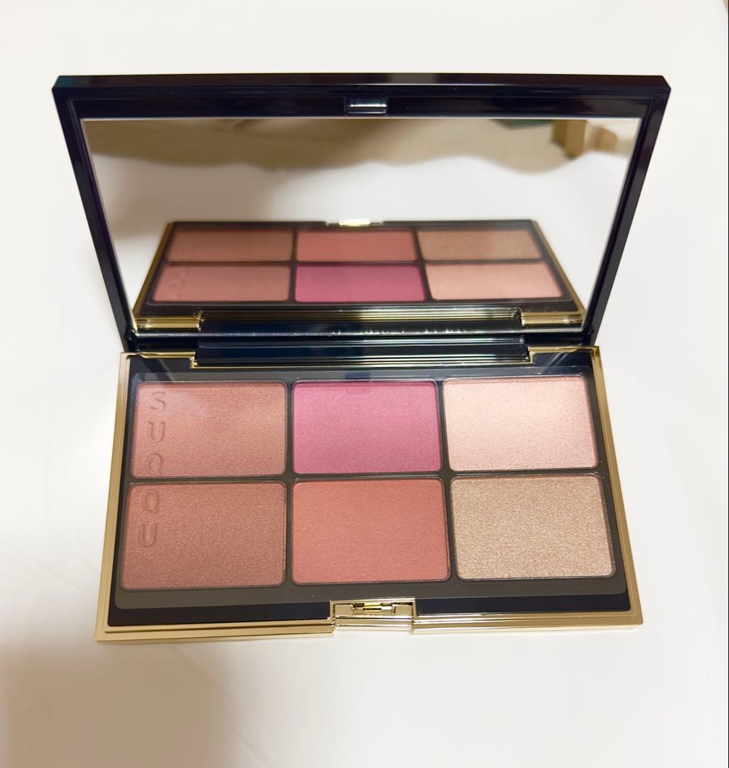 限定品 SUQQU パウダー ブラッシュ コンパクト 101 箱付き - メルカリ