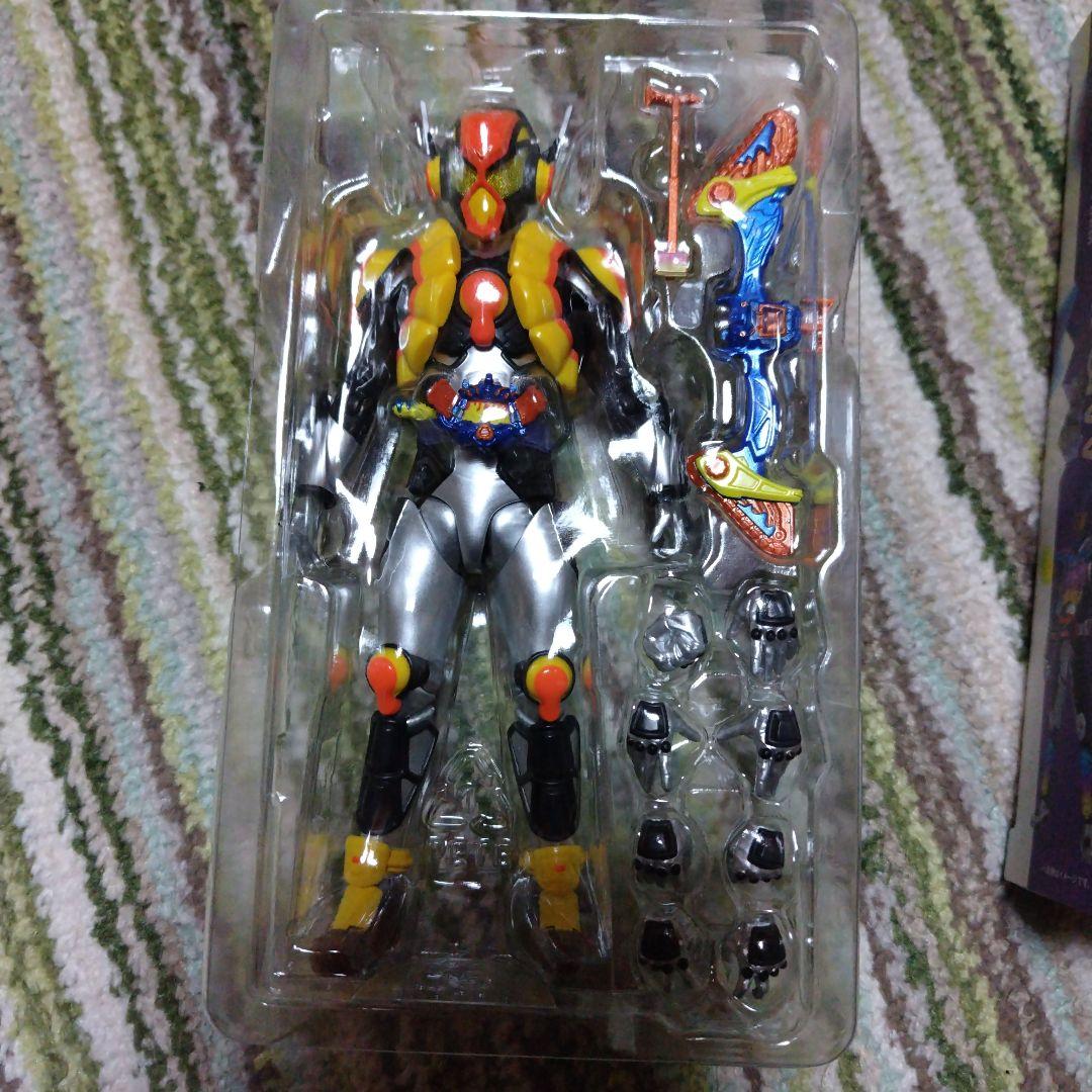 S.H.Figuarts 仮面ライダーガヴ　仮面ライダーヴラム