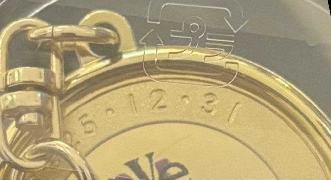 aiko Love Like Pop vol.24.9 メダルキーホルダー - メルカリ