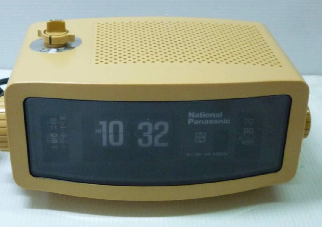 National Panasonic RC-185 パタパタ時計 Amラジオ 狂乱Nonaha日記: National パタパタ時計付きラジオ RC-685
