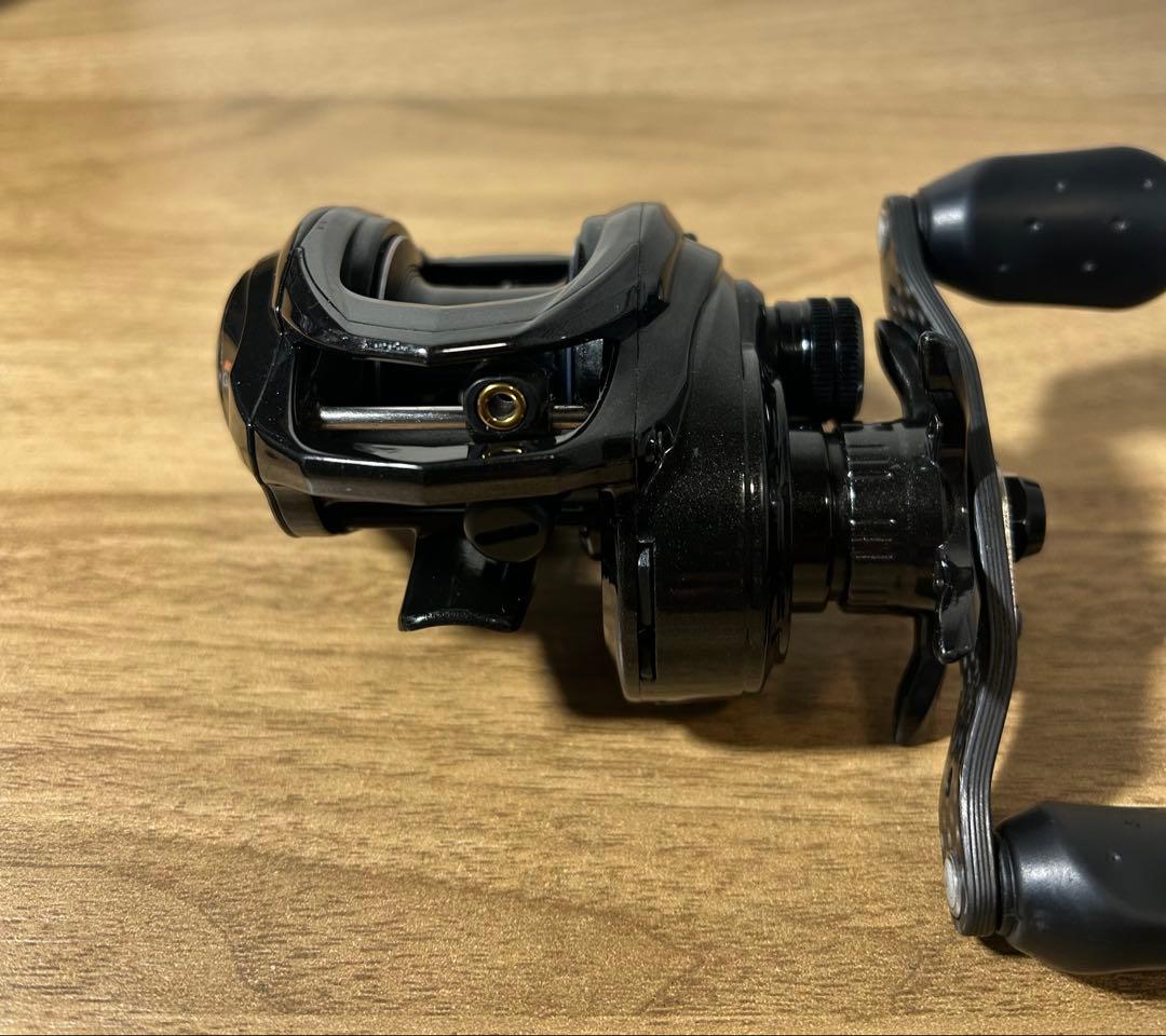 アブガルシア ロキサーニ7-L 左巻き＋BF8純正スプール