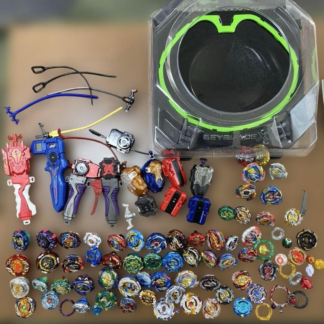 ベイブレード　スタジアムセット　まとめ売り（多色、付属品付き） 楽天市場】【電動スタジアム】ベイブレードX BX-37 ダブル