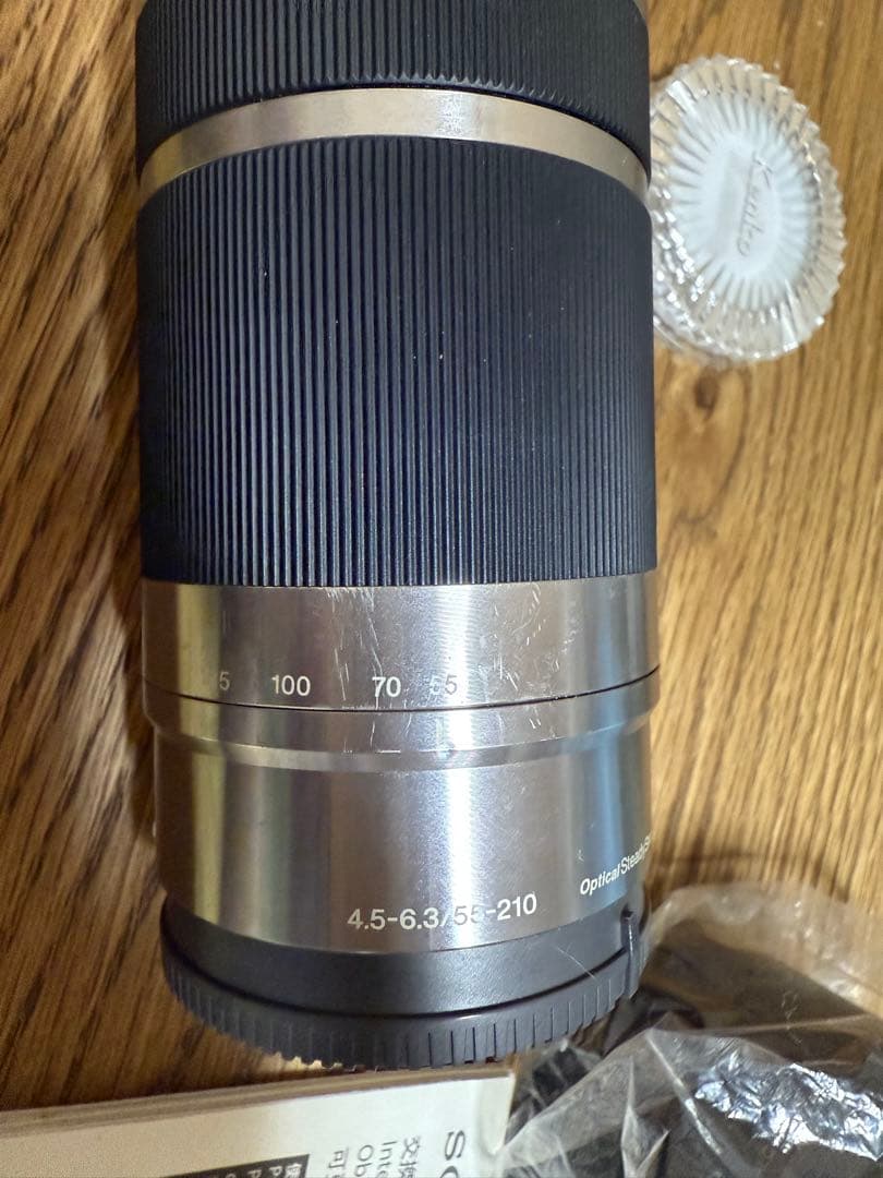 Sony E 55-210mm F4.5-6.3 OSS レンズ