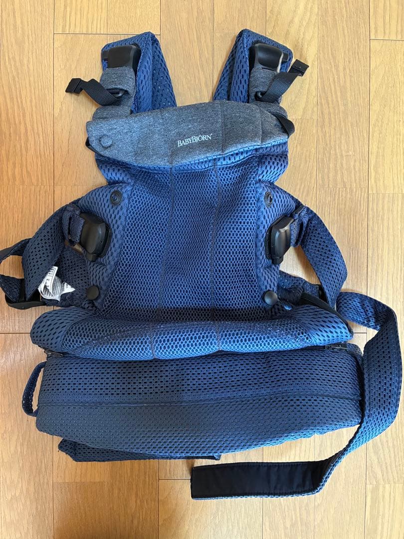 ベビービョルン　ハーモニー　ネイビー BABYBJORN♡ハーモニー♡ネイビー♡抱っこ紐 抱っこ紐 ベビービョルン