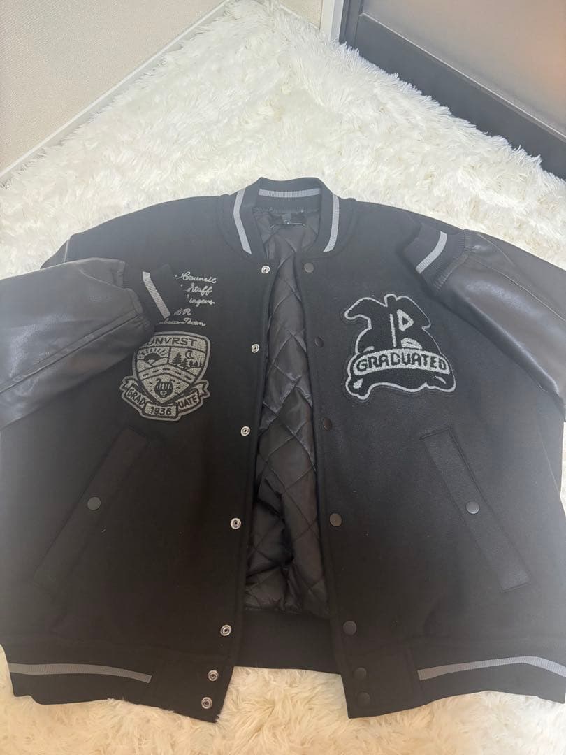  ブラック スタジャン フェイスレザー WEB限定】ブラックメルトン フェイクレザー スタジャン｜ビューティー