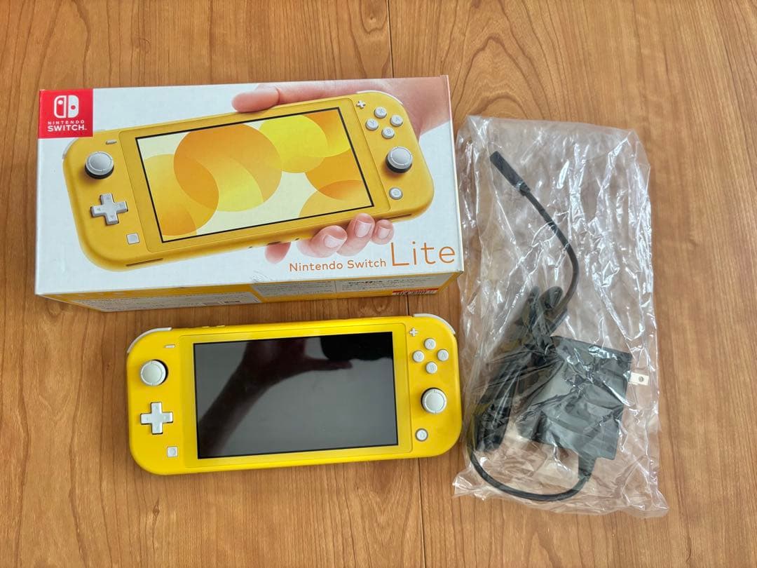 合馬公式アカウント1 Nintendo Switch Lite ジャンク品 本体のみ・ジャンク品】初期化済み Nintendo Switch Lite イエロー