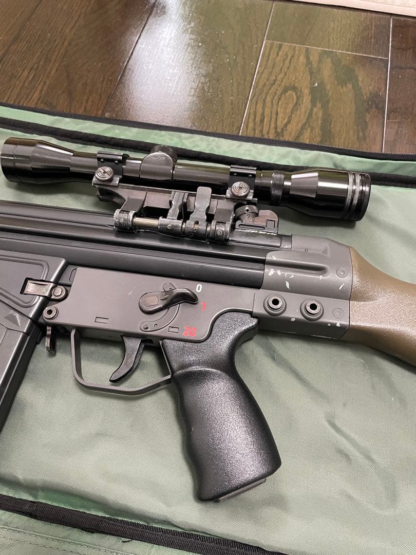 東京マルイ電動ガン MC51 スコープ付＋ガンケース - メルカリ