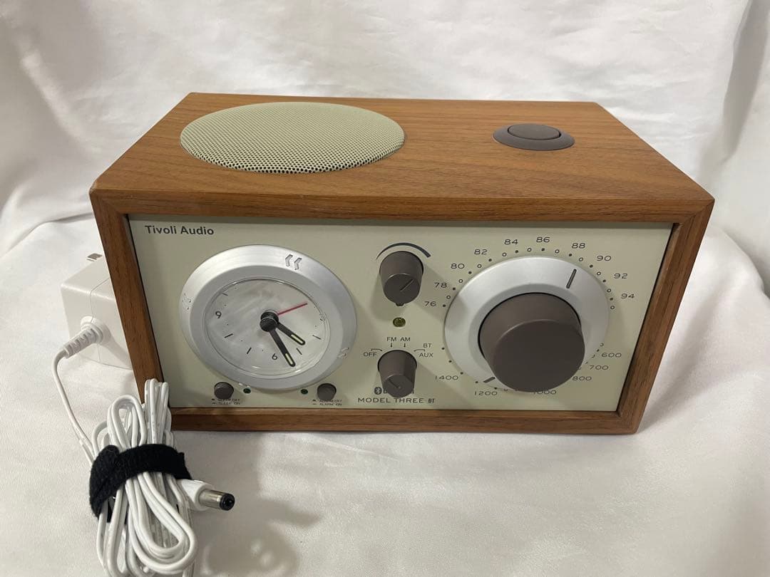 TIVOLI THREE BT チボリオーディオ　スピーカー ラジオ Tivoli Audio Model THREE BT オーディオ bluetoothスピーカー