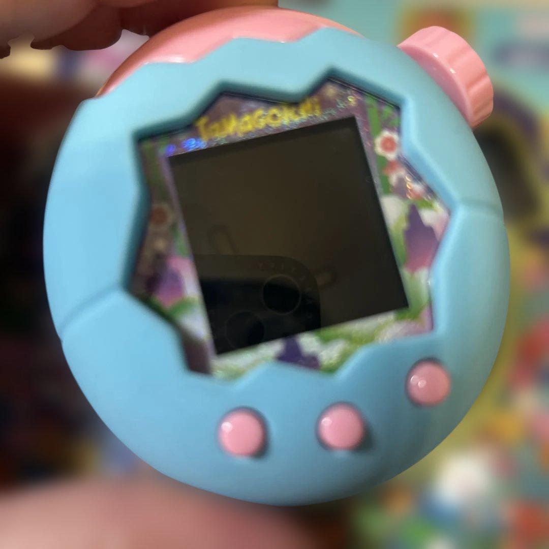 たまごっちパラダイス ジェイドフォレスト シリコーンカバー、画面