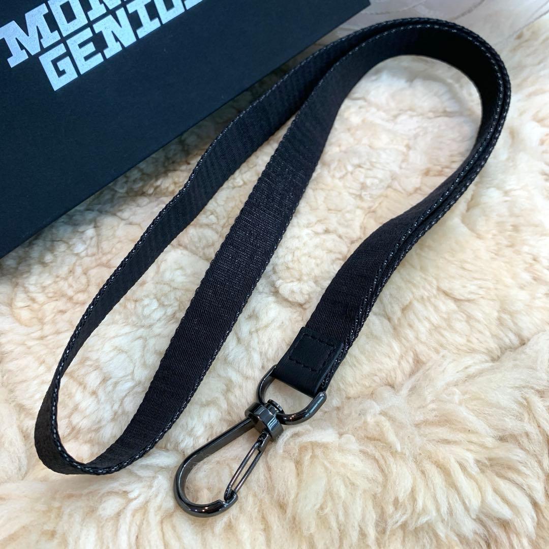☆新品同様☆MONCLER GENIUS ネックストラップ ロゴ 黒x白 - メルカリ