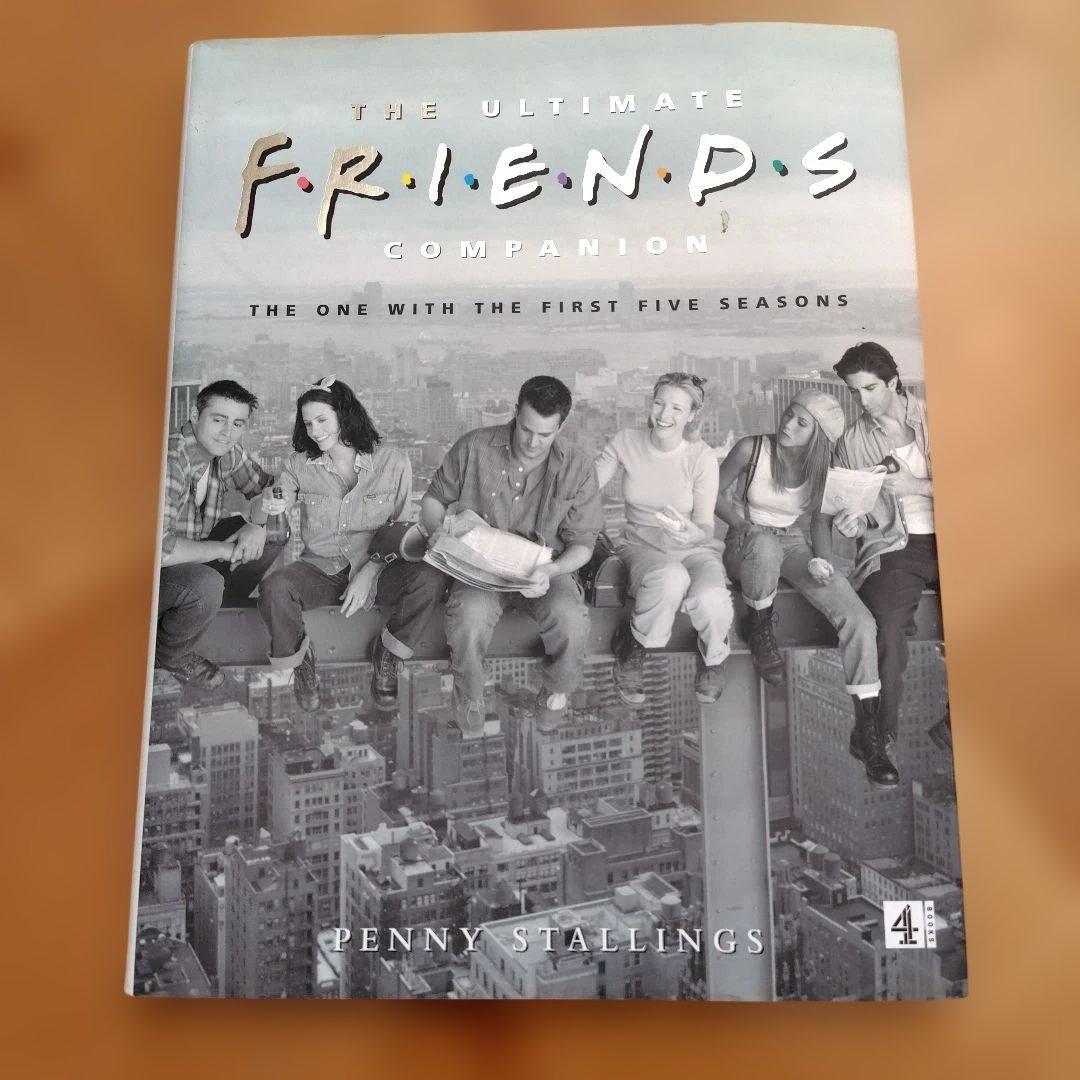 大人気海外ドラマFRIENDSの本（パンフレット） 海外ドラマ フレンズ（FRIENDS）オフィシャル・ガイド 洋書（英語
