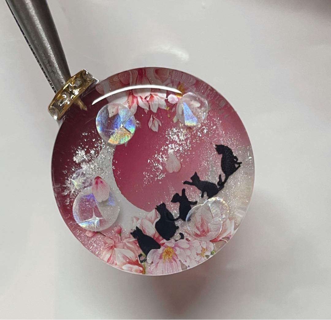 展示用/レジン/雲の上の三日月と子猫達 桜 蓄光 オルゴナイト