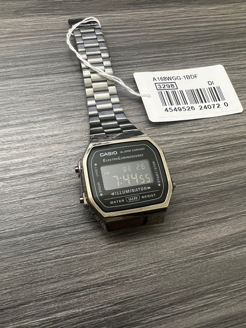 新品未使用 カシオメタルバンド ガンメタ A168WGG-1BDF 海外モデル