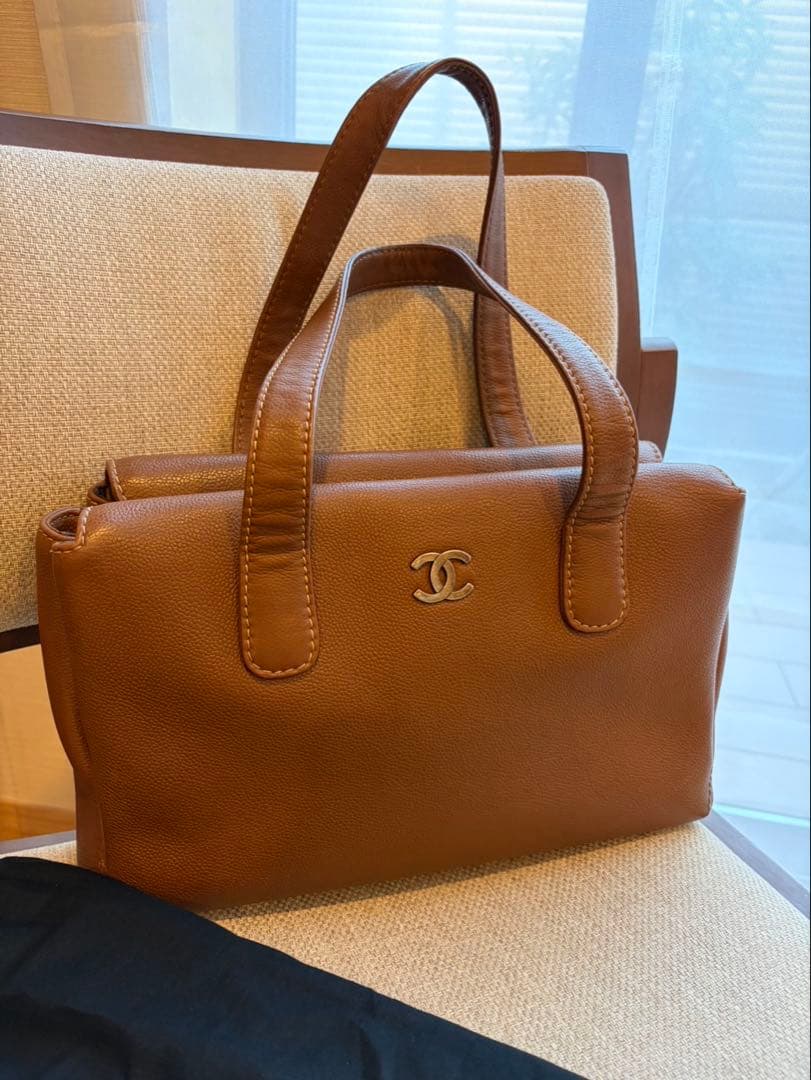 CHANEL キャビアスキン バッグ　ショルダーバッグ　シャネル 気品漂うキャビアスキン☆【CHANEL】ビジネスアフィニティミニ