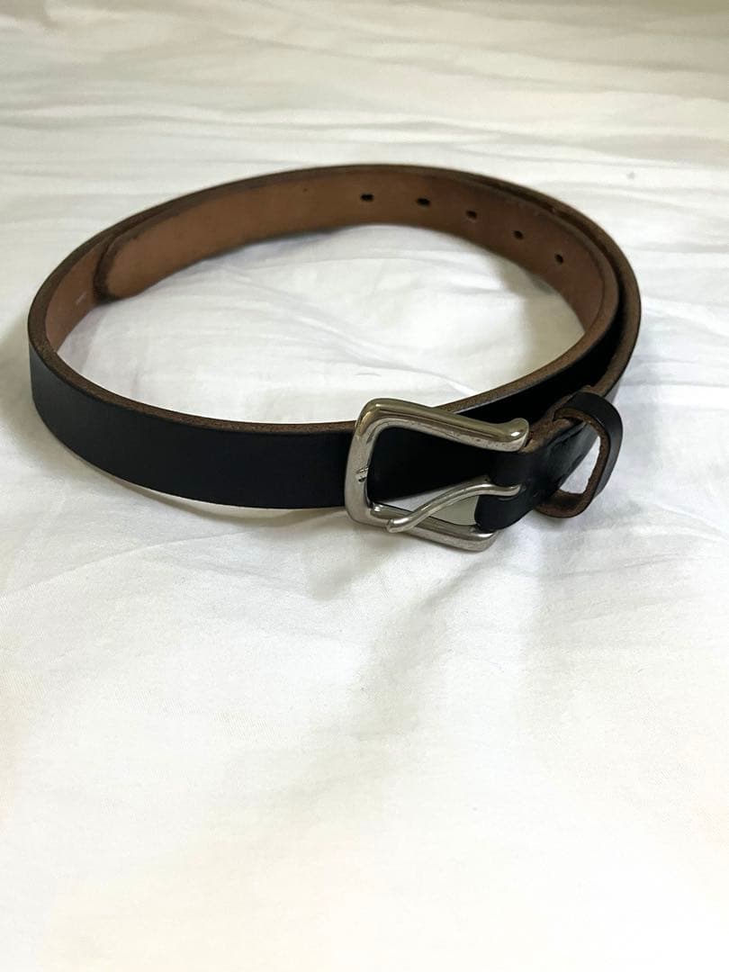INTERIM インテリム　オークバークレザーベルト　25mm INTÉRIM/インテリム】25mm OAK BARK LEATHER BELT - BLACK | 公式通販