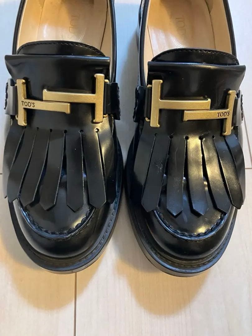 トッズTOD'S ダブルTタイムレスフリンジ ローファー 36.5 - メルカリ