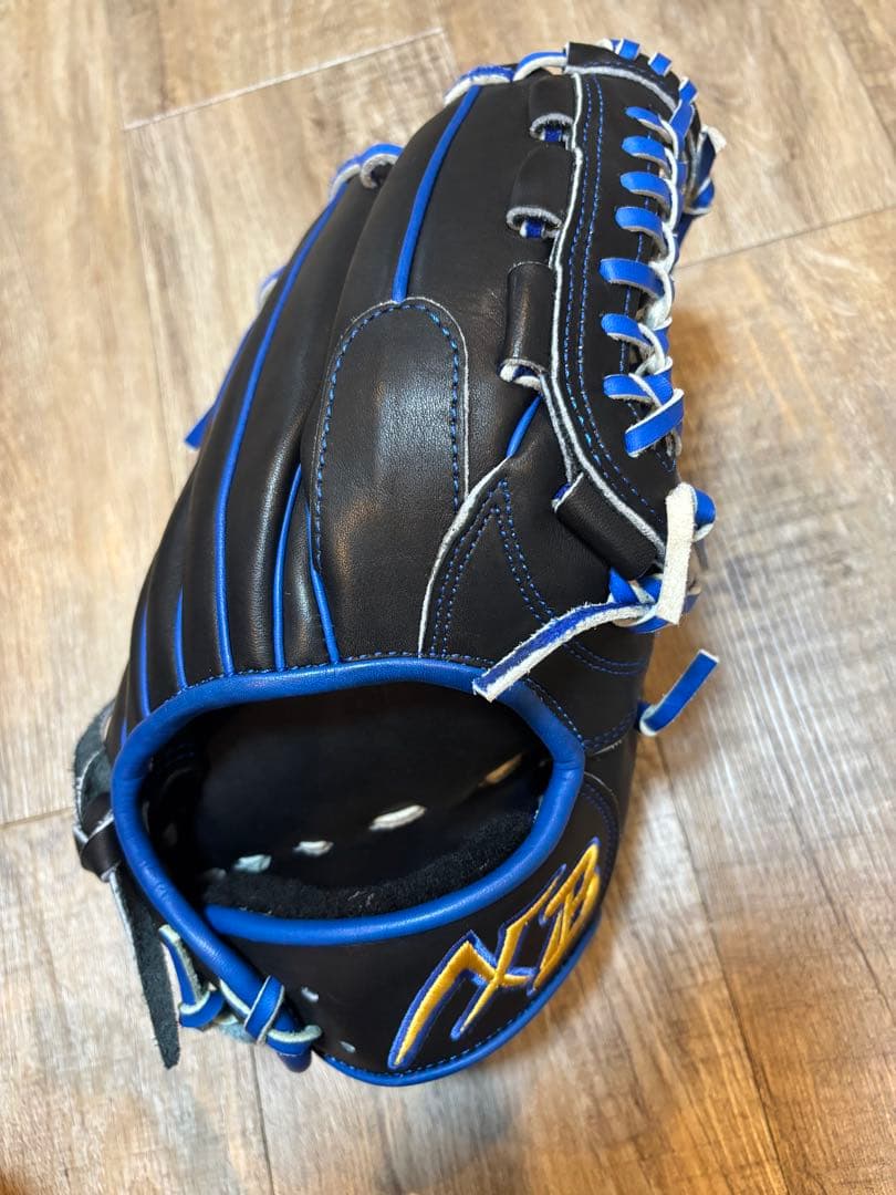 アクセフベルガード軟式グローブ 黒と青のレザー 野球グローブ入荷速報！アクセフベルガードやアイピーセレクトが入荷