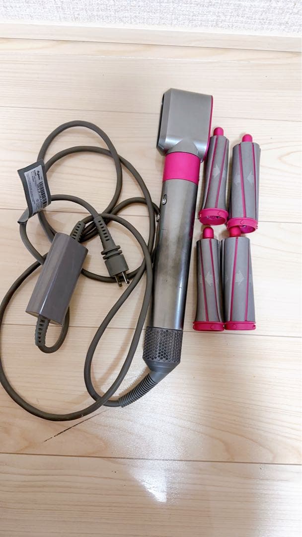 dyson airwrap HS01 エアラップ スタイラー　ダイソン ヘアスタイラー Dyson Airwrap（ダイソン エアラップ）Complete