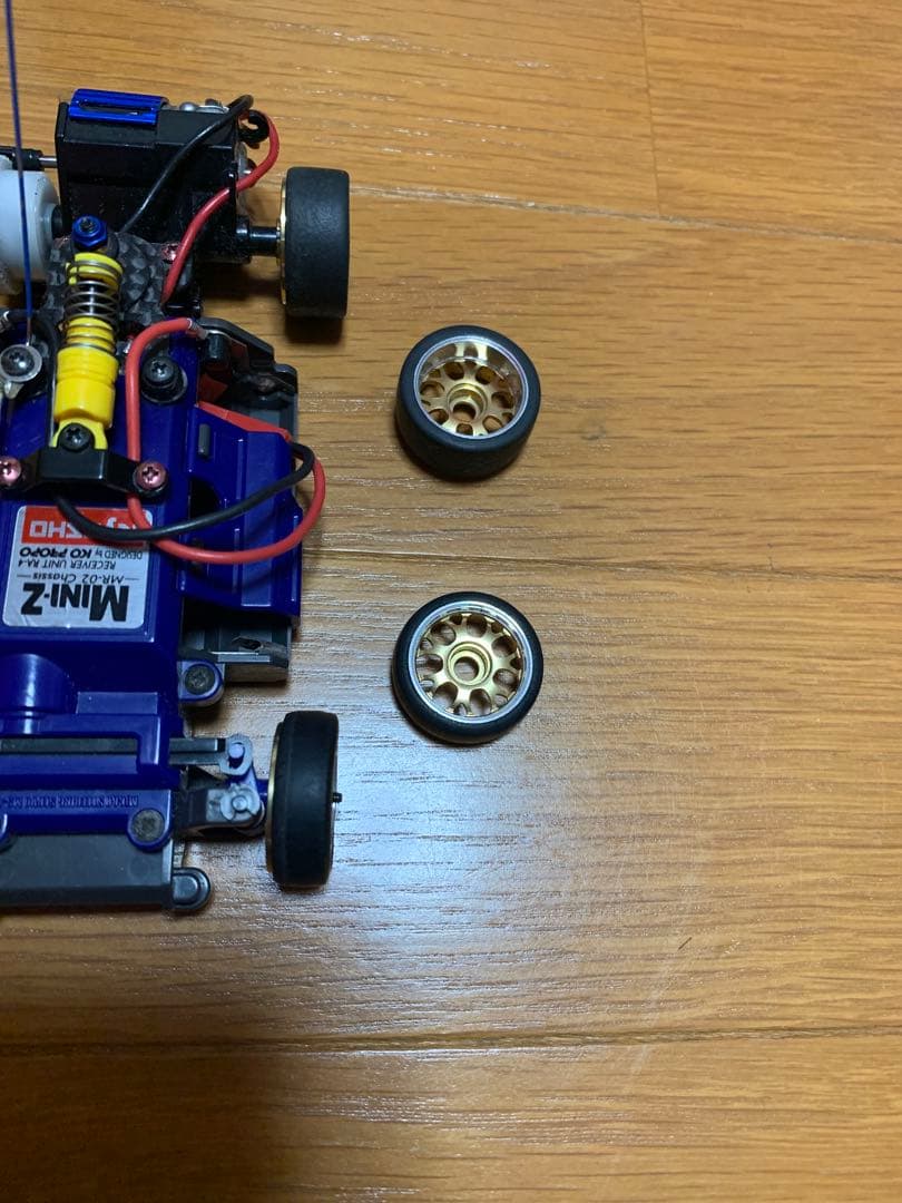 京商 ミニッツ タイヤ ホイール 新品多数 アトラス - メルカリ