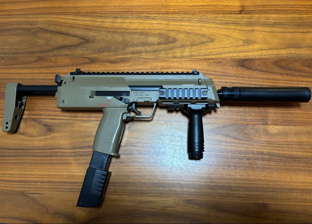 CP7 クラウンモデル 電動サブマシンガン カスタム - メルカリ