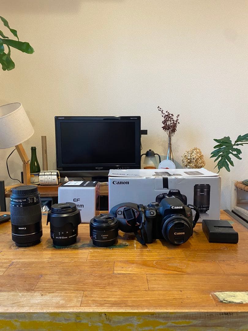 Canon EOS Kiss x9i一眼レフズームレンズ+単焦点レンズ2点セット キヤノン 一眼レフカメラ EOS Kiss X9i ブラック ダブルズームキット