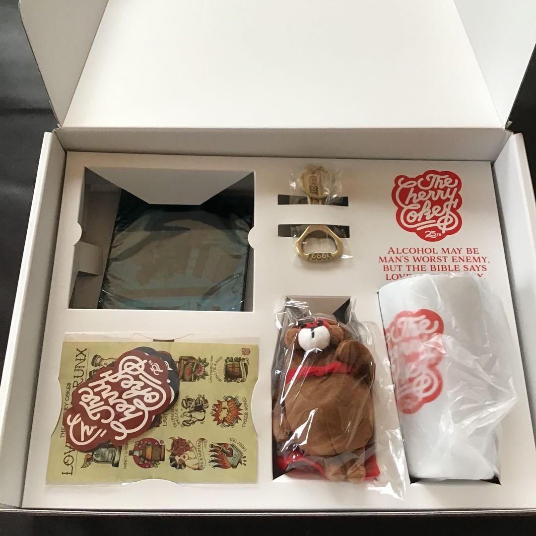 邦楽 The Cherry Cokes 25th Anniversary Coca-Cola Cherry Coke 2025 $2 1 oz Silver Shaped Coin - Niue