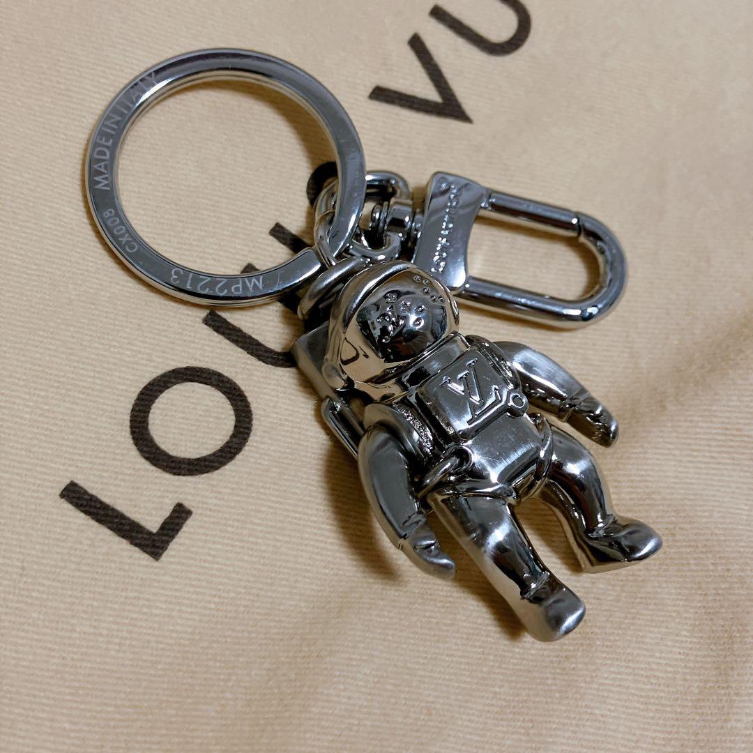 ルイヴィトン Louis Vuitton スペースマン 宇宙飛行士 キーホルダー