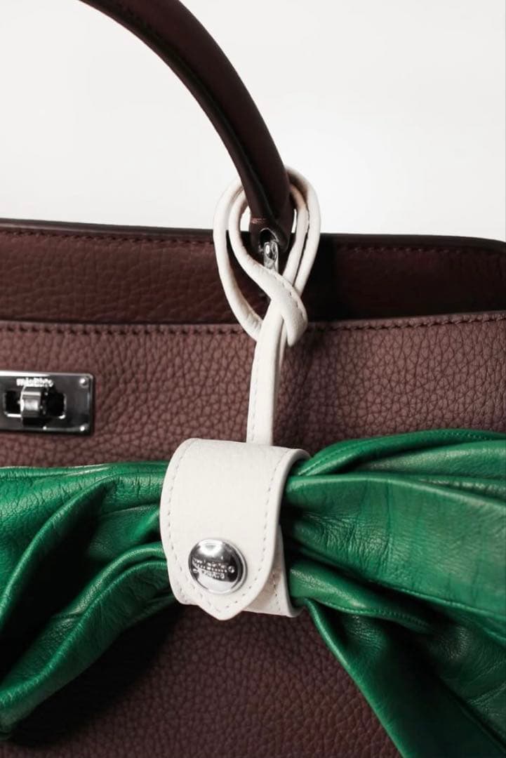 新品☆ミチノパリ グローブホルダー キャメル色 ルテス オデオン