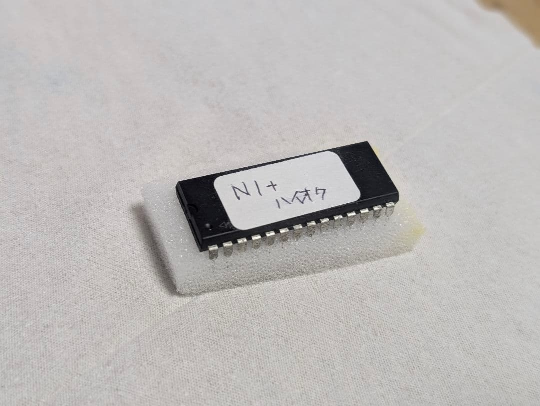 VISIONAIRE 25: Greatest Hits」全世界限定5000部-新作入荷20％Off