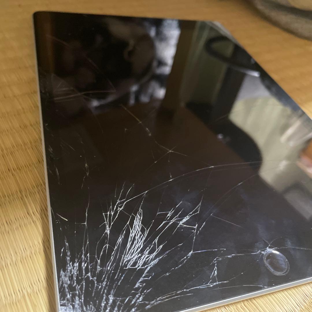 iPad 第9世代 64GB Wi-Fi 画面割れ ジャンク 動作OK」 - メルカリ