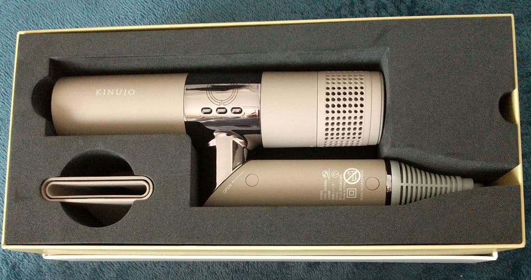 KINUJOドライヤー KINUYO.png