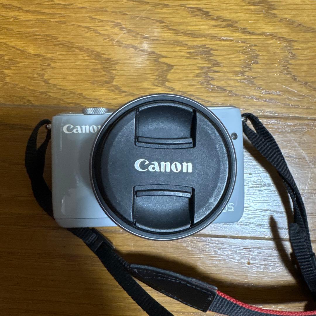 Canon EOS M10 ミラーレス一眼 15-45mm Amazon.com : Canon EOS M10 Mirrorless Camera Kit with EF-M 15-45mm