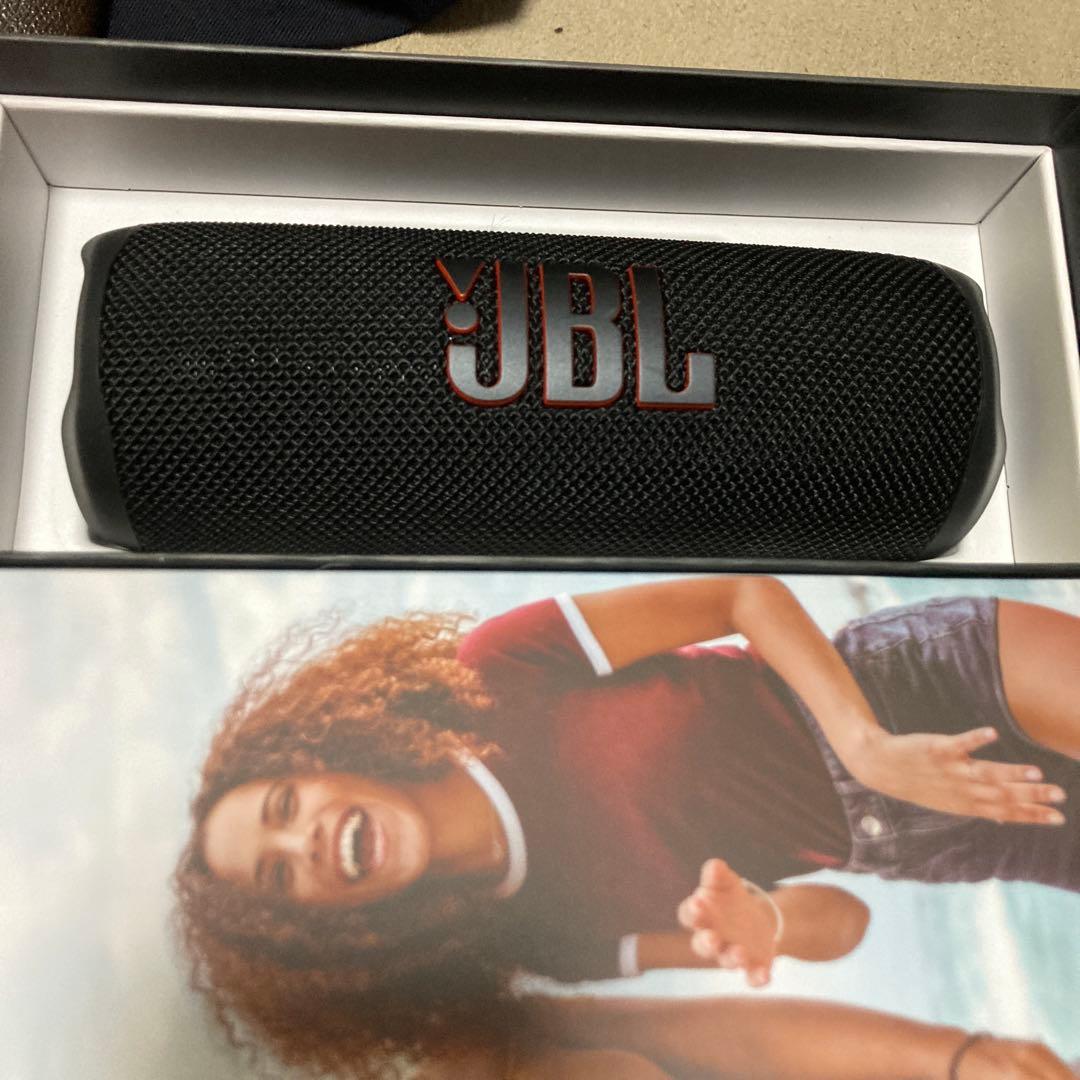 JBL flip6！こんなに状態いいのは他にないと思います！ JBL FLIP6」レビュー。1万円台の本命Bluetoothスピーカー！2ウェイ化で