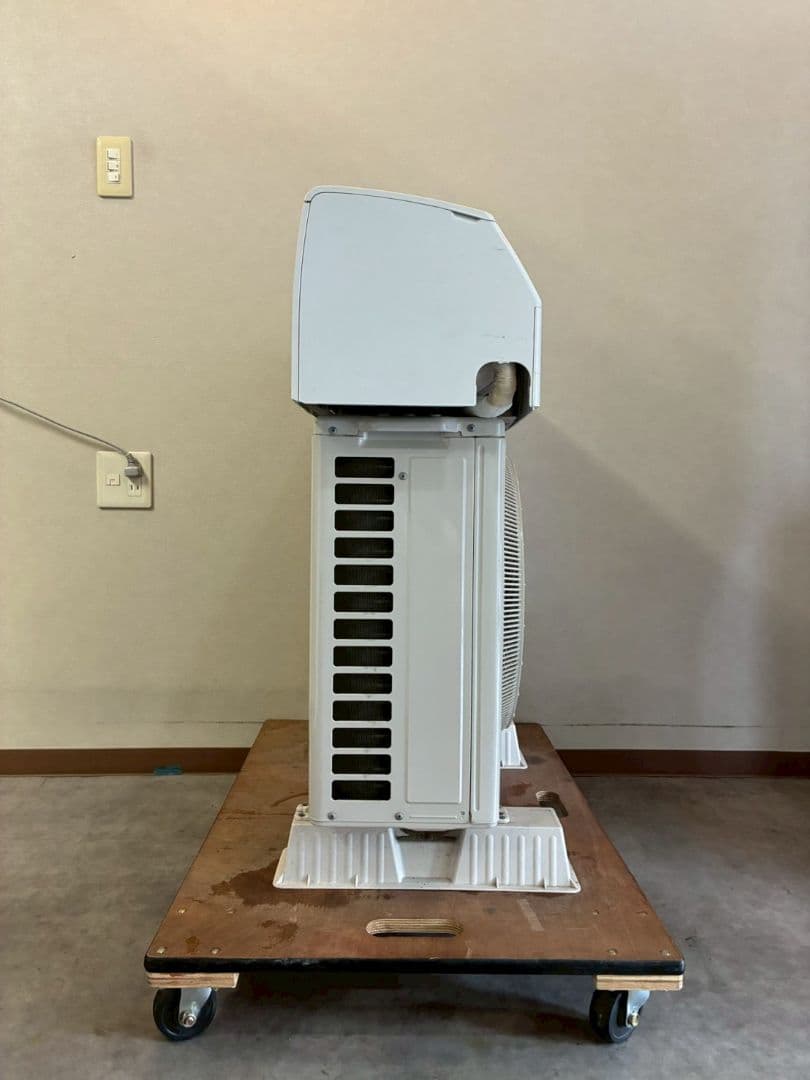 2101 パナソニック【CS-223DJK】2023年製 6畳 エアコン 中古 - メルカリ