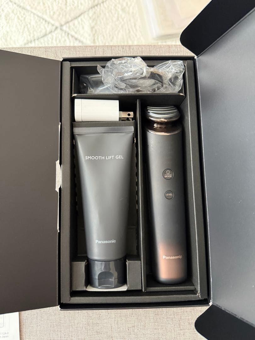 Panasonic VITALIFT 美顔器 RF EX Panasonic / バイタリフト RF EX EH-SR86の公式商品情報｜美容・化粧品