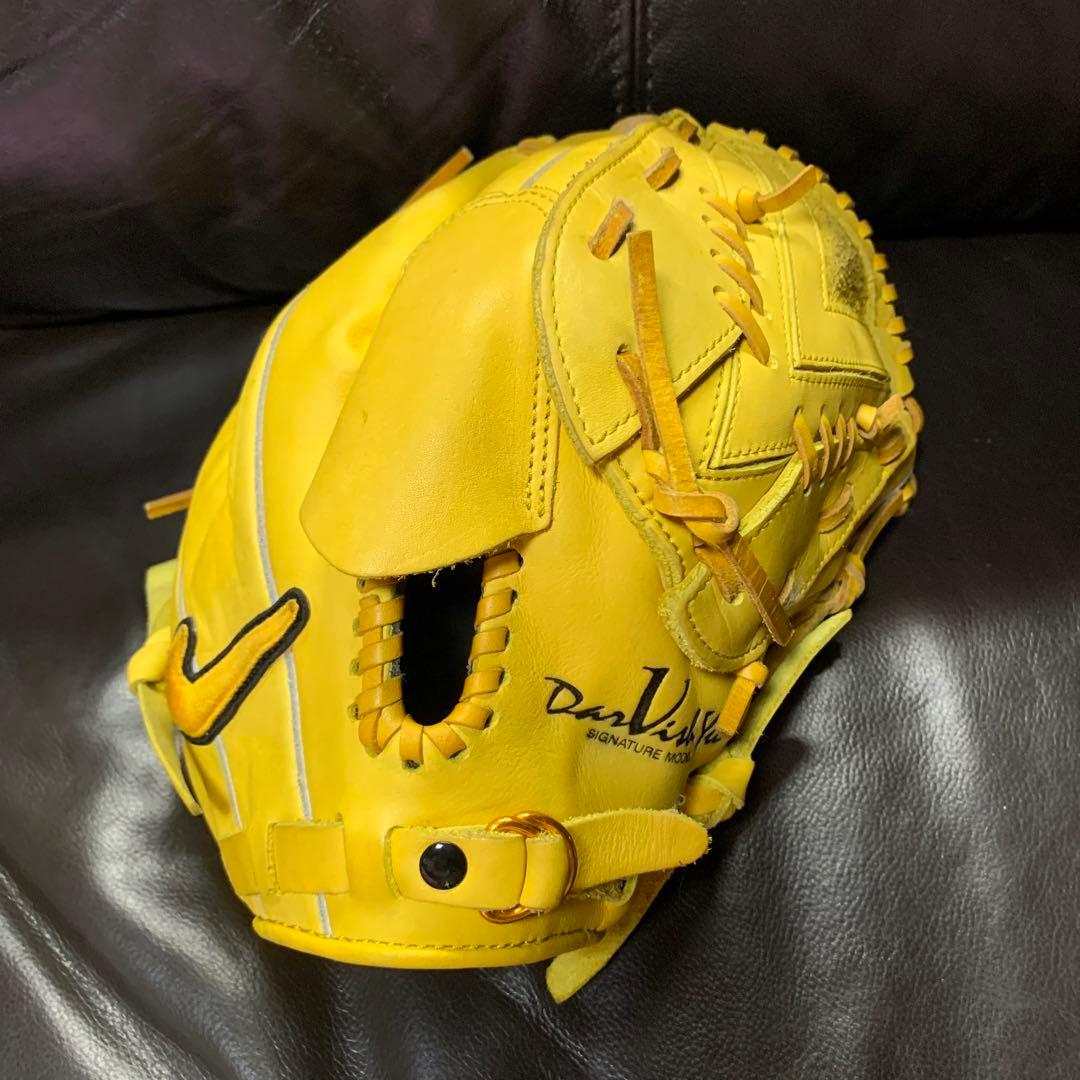 NIKE ダルビッシュモデル 軟式投手用グローブ 黄色 - メルカリ