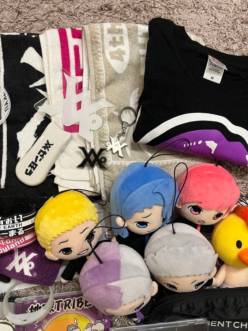 レペゼン地球グッズcd dvdなどまとめ売り - メルカリ