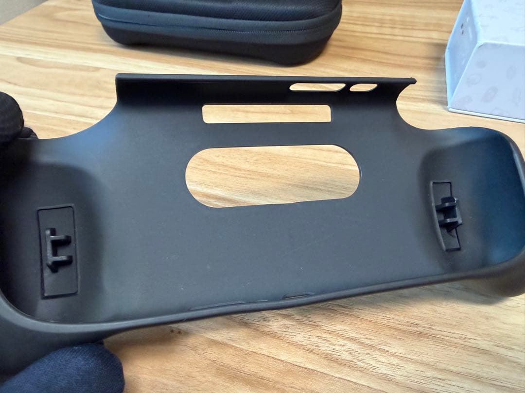 Retroid Pocket 5 ブラック 純正ポーチ・拡張グリップ・箱付き - メルカリ