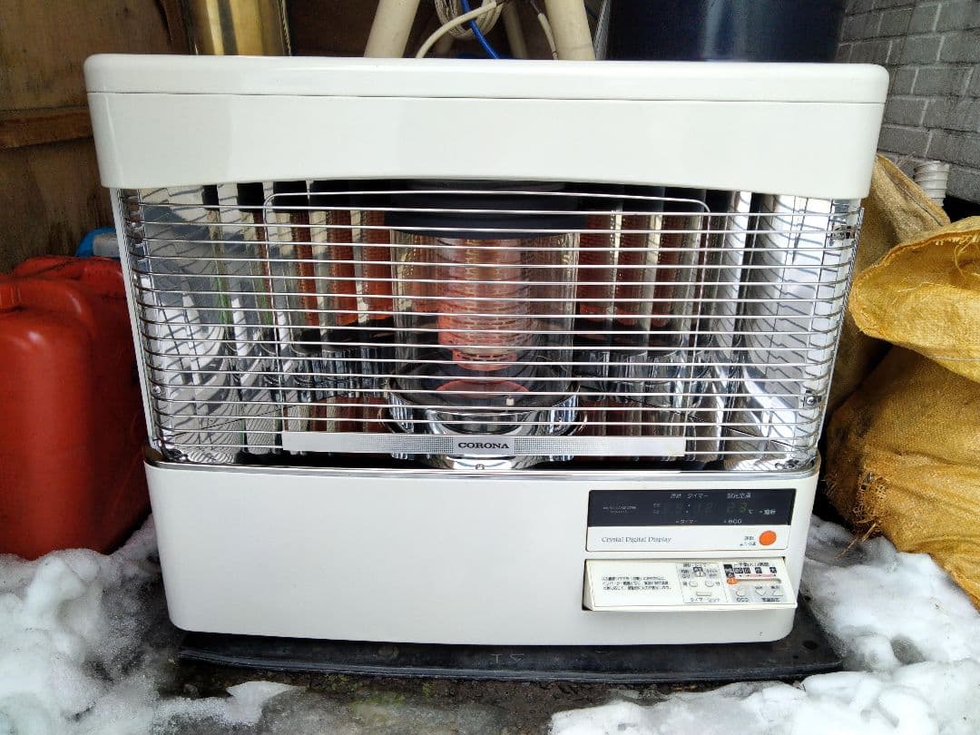 引き取り及び近郊配達限定出品！札幌発コロナ煙突式石油ストーブ2022年