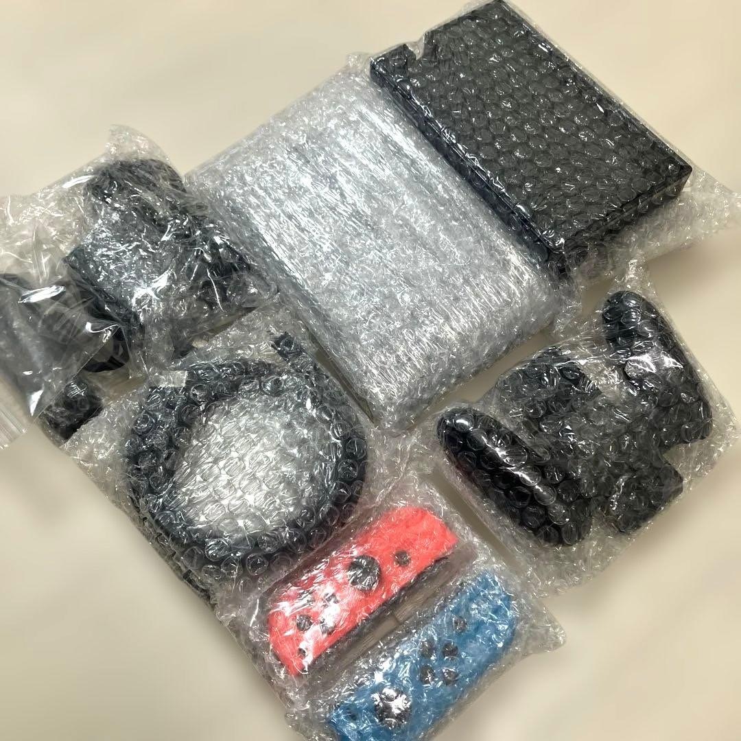 任天堂 Nintendo Switch 本体 ネオンブルー レッドJoy-Con Amazon.com: Nintendo Joy-Con (L) neon red / (R) neon Blue : Video